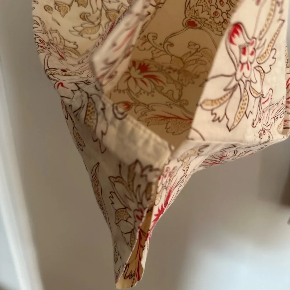 VTG Womyn Women’s Sz: 6 Lightweight Paisley Cropped Wide Leg Flat Front Pant.